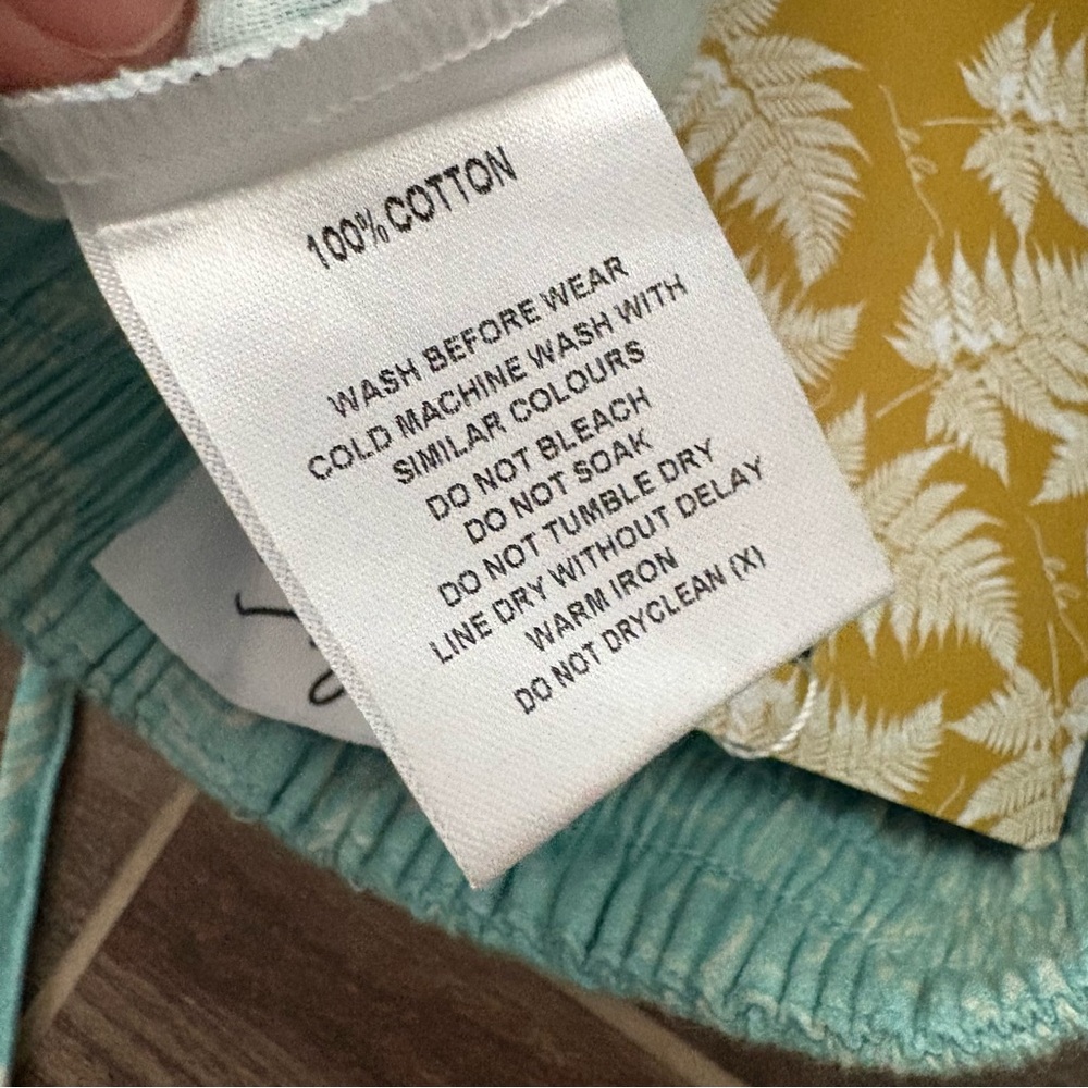 Simply Sisters By Lola Miller Halter Romper Hawaiian Floral Medium New - Picture 11 of 12